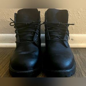 Timberland Boots Black Suede Waterproof